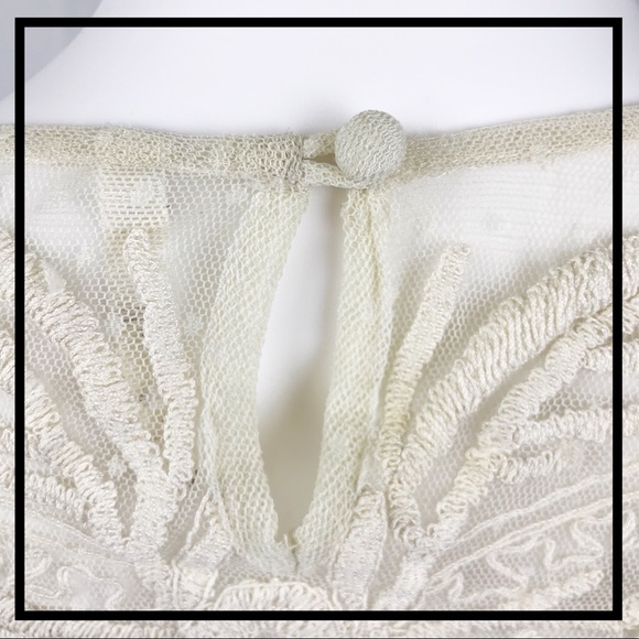 WILLOW & CLAY Button Back, Lace Top or Overlay Med - Picture 5 of 8